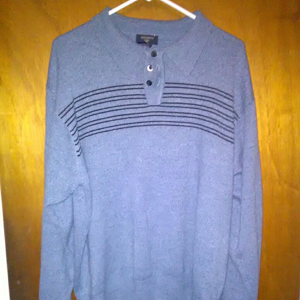 Long Sleeve Pull Over Shirt...
